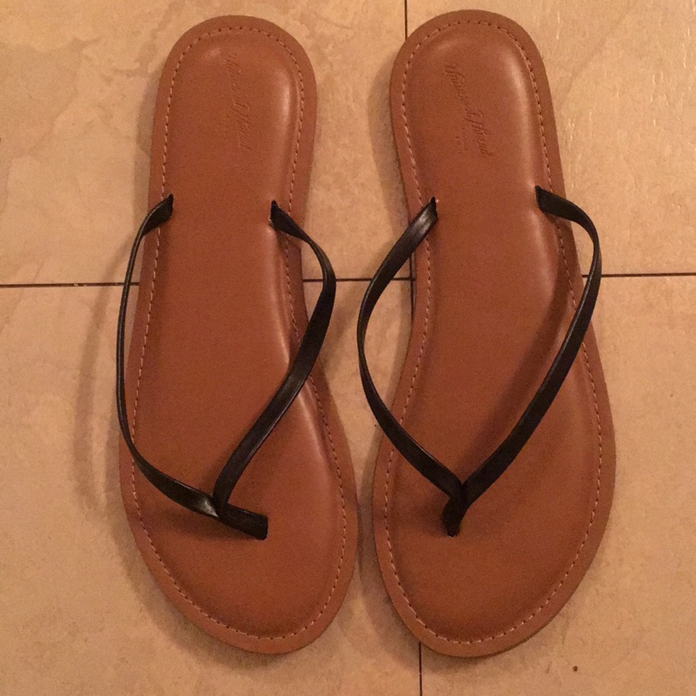 Sandals NEVER worn!